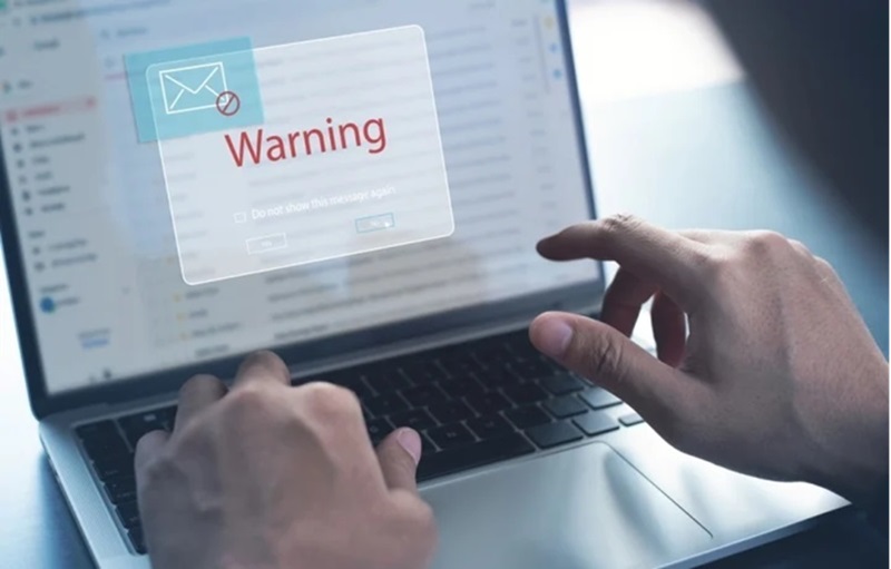 Các tệp đính kèm trên mail có nguy cơ chứa phần mềm độc hại