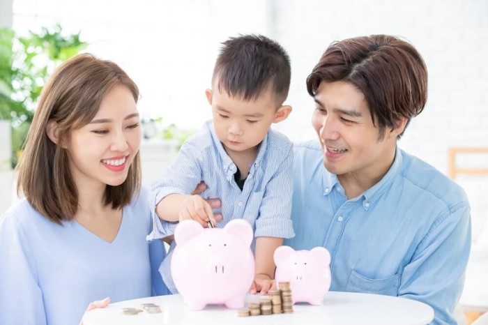 Quản lý chi tiêu gia đình với các khoản phí nuôi con