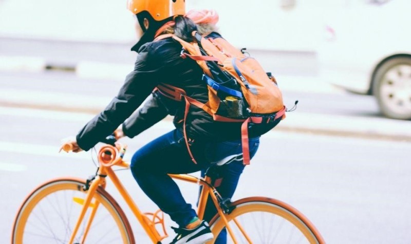 Ở một số quốc gia thì xe đạp là phương tiện đi lại lý tưởng cho các du học sinh