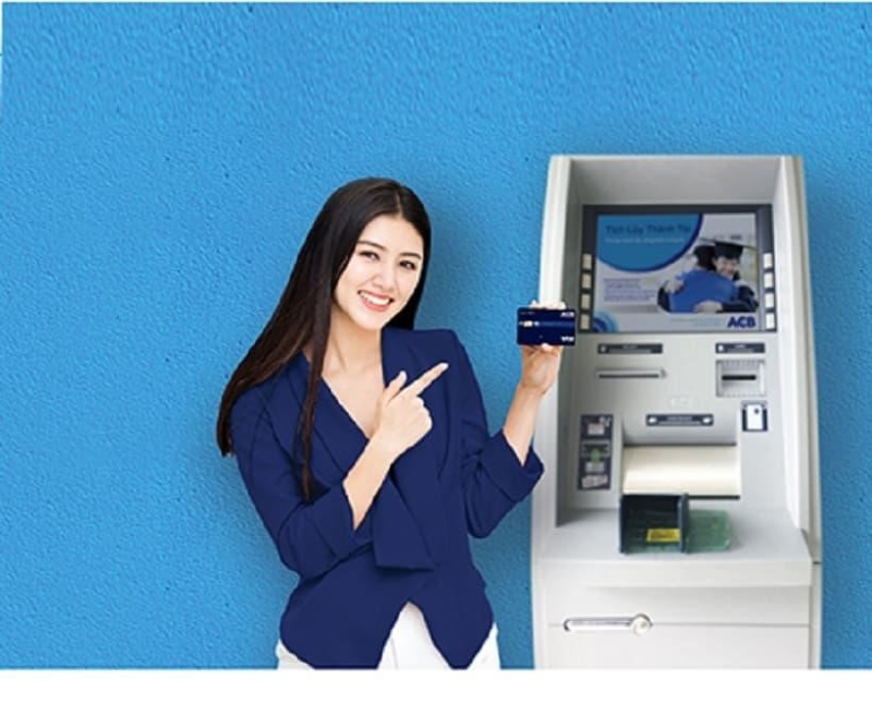 Rút tiền nhanh chóng tại máy ATM